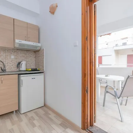 Sofias East * נאוס מרמרס